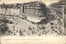 CPA Marseille le Quai du Port et la rue de la Republique 