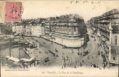 CPA Marseille la rue de la Republique 