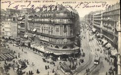 CPA Marseille la rue de la Republique 