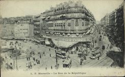 CPA Marseille la rue de la Republique 