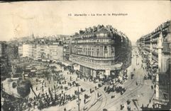 CPA Marseille la rue de la Republique 