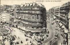 CPA Marseille la rue de la Republique 