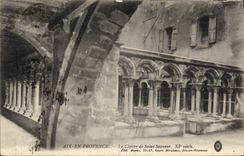 CPA Aix en Provence le Cloitre de Saint Sauveur XI siecle 