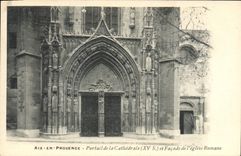 CPA Aix en Provence Portail de la Cathedrale XV S et Facade de l'eglise Romane 