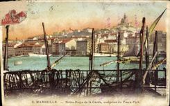 CPA Marseille Notre Dame de la Garde vue prise du Vieux Port 
