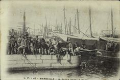 CPA Marseille la Peche dans le Port 