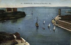 CPA Marseille la Passe du Vieux Port 
