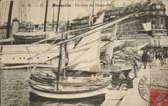 CPA Marseille Un Coin du Vieux Port 