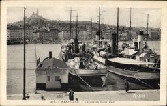 CPA Marseille un Coin du Vieux Port 