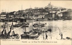 CPA Marseille le Vieux Port et Notre Dame de la Garde 