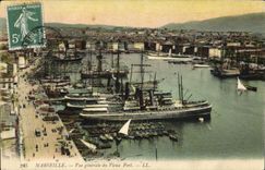 CPA Marseille vue generale du Vieux Port 