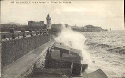 CPA Marseille la Jetee Effet de Vagues 