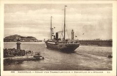 CPA Marseille depart d'un Transatlantique 