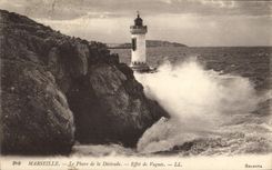 CPA Marseille le Phare de la Desirade Effet de Vagues 