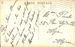 CPA Marseille le Phare Ste Marie Courrier rentrant a la Joliette 