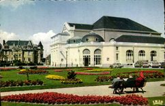 CPA Cabourg Le Jardin du Casino 