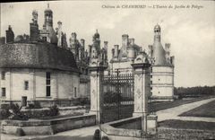 CPA Chateau de Chambord L'Entree du Jardin de Pologne 