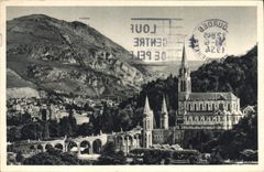 CPA Lourdes La Basilique et le Pic du Jer 