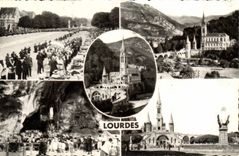CPA Lourdes Benediction des Malades La Basilique et la Grotte 