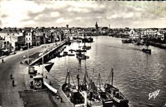CPA Les Sables Dolonne Vendee Le Port Bateaux de peche