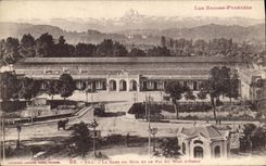 CPA Pau La Gare du Midi et le Pic du Midi d'Ossau 