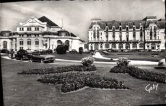 CPA Cabourg Calvados Le Casino et le Grand Hotel 
