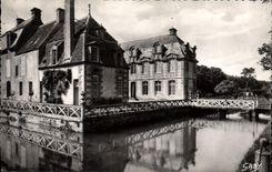 CPA Saint Pierre sur Dives Calvados Le Chateau de Carel 