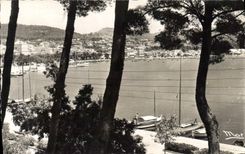 CPA La Cote d'Azur Bandol Vue generale 