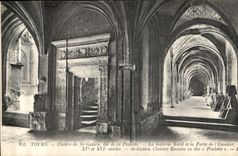 CPA Tours Cloitre de St Gatien dit de la Psalette La Galerie Nord et la Porte de l'Escalier 
