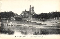 CPA Tours La Cathedrale et le Cirque 