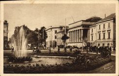 CPA Tours Le Palais de Justice et la Poste 