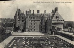 CPA Langeais Indre et Loire Le Chateau Facade meridionale 