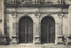CPA Chateay d'Azay le Rideau Porte de la Facade Principale 