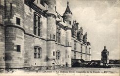 CPA Loches Le Chateau Royal Ensemble de la Facade 