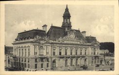CPA Tours L'Hotel de Ville La Place cote Sud 