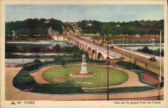 CPA Tours Vue sur le Grand Pont de Pierre 