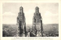 CPA Tours L et L La Cathedrale Saint Gatien Sommet des deux Tours 