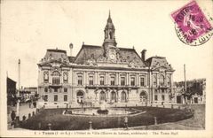 CPA Tours L et L L'Hotel de Ville Ceuvre de Latour architecte 
