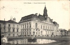 CPA Tours Nouvel Hotel de Ville 