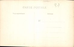 CPA Louches le Donjon Construction du XI siecle attribuee a Foulques Nerra comte d'Anjou Devient pri