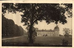 CPA Chateau de Valencay Facade Ouest et Allee des Princes d'Espagne 