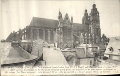 CPA Tours I et L la Cathedrale Saint Gatien Cote N E Tours nef tsansept nord et abside XII et XVI si