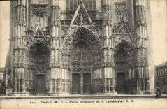 CPA Tours I et L partie interieure de la cathedrale 