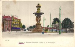 CPA Reims Fontaine Bartholdi Place de la Republique 