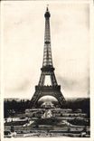 CPA Paris la Tour Eiffel prise du Trocadero 