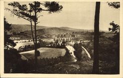 CPA La Suisse Normande Clecy Calvados Le Viaduc et les Rochers des Parcs 