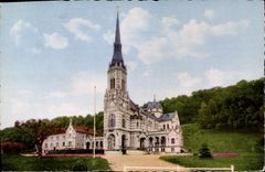 CPA Domremy Basilique Sainte Jeanne D'Arc 