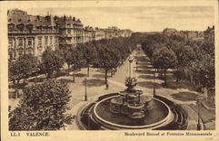 CPA Valence Boulevard Bancel et Fontaine Monumentale 