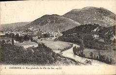 CPA Lourdes Vue generale du Pic du jer 