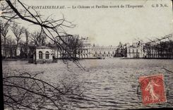 CPA Fontainebleau Le Chateau et Pavillon secret de l'Empereur 